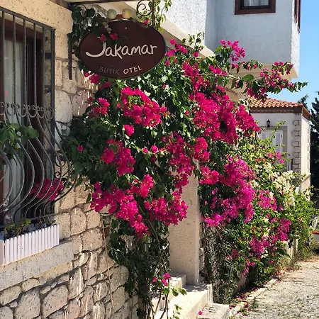 Jakamar Hotel 3*